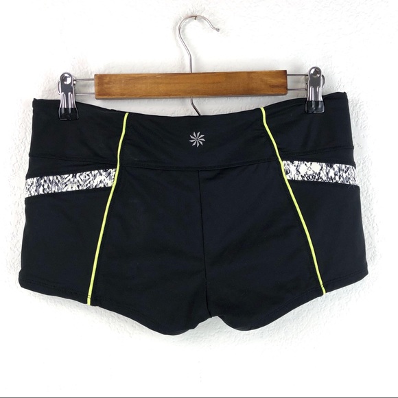 Athleta Shorts Size medium shortie - Picture 2 of 4